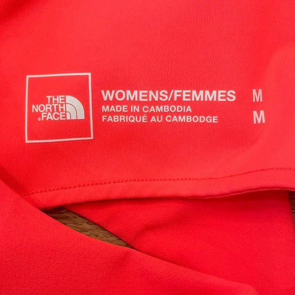 NWT North Face Women's Arque Hike Dress In Radiant Poppy Size Medium - Picture 3 of 5